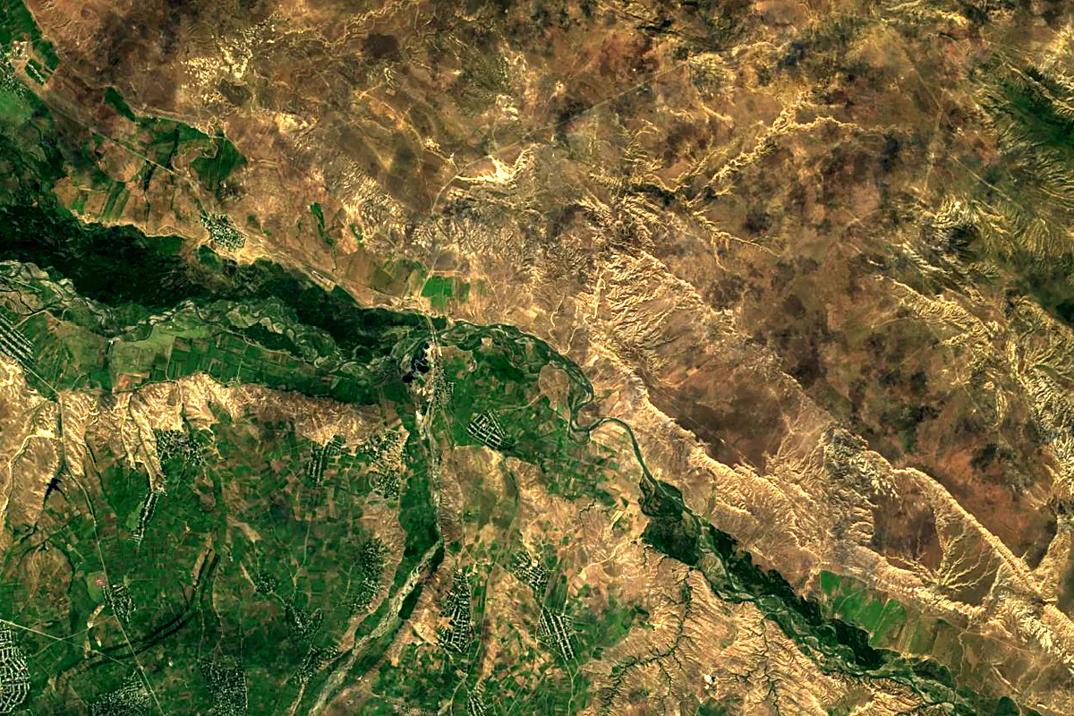 Aghstev: satellite view of the mouth