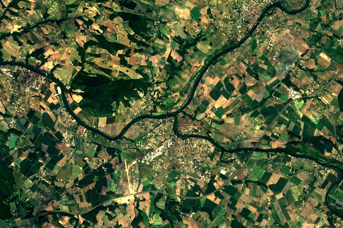 Agout: satellite view of the mouth