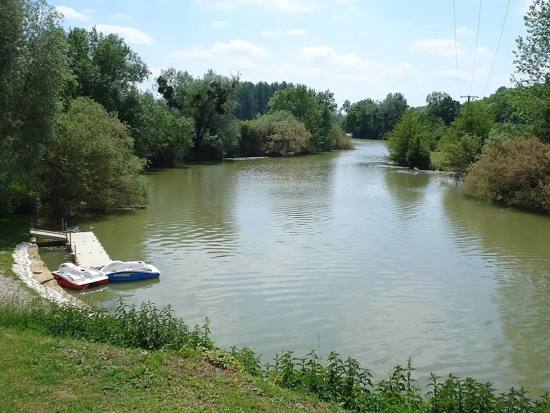 Aisne river at Semuy (Ardennes, Fr)