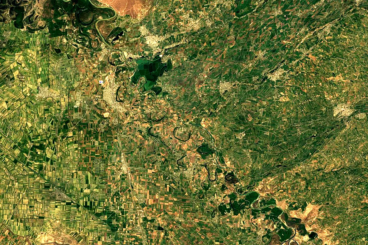 Angren River: satellite view of the mouth