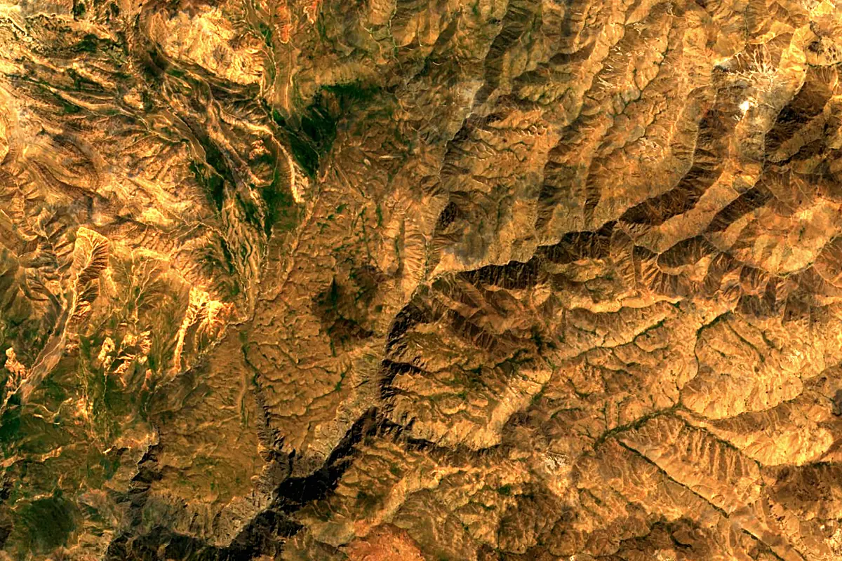 Angren River: satellite view of the source
