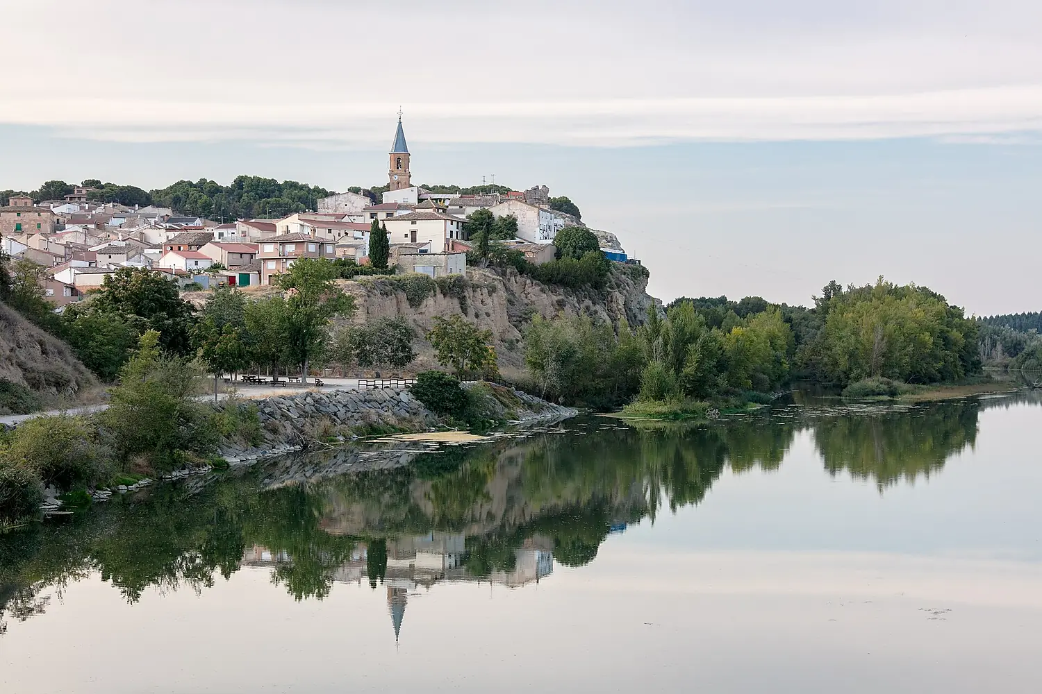 Río Aragón a su paso por Milagro, Navarra, España, 2021-08-31, DD 49