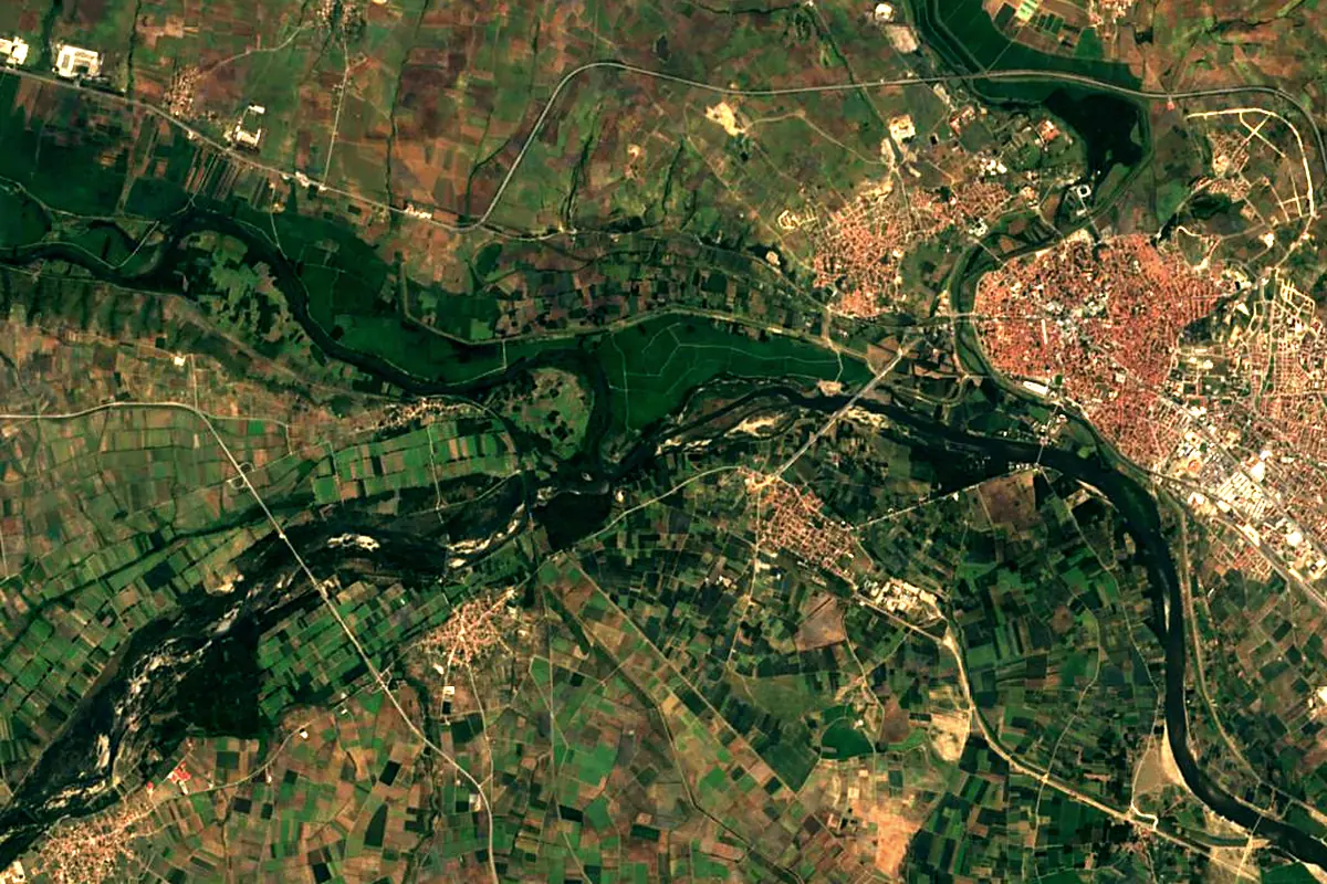 Arda: satellite view of the mouth