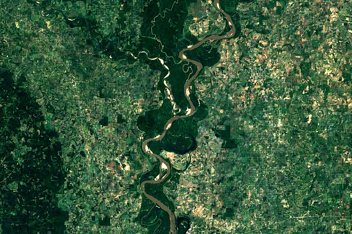 Arkansas River: satellite view of the mouth