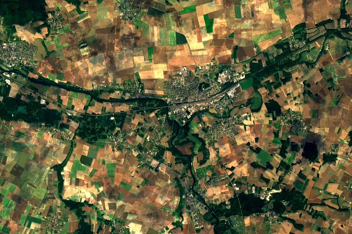 Armançon: satellite view of the mouth
