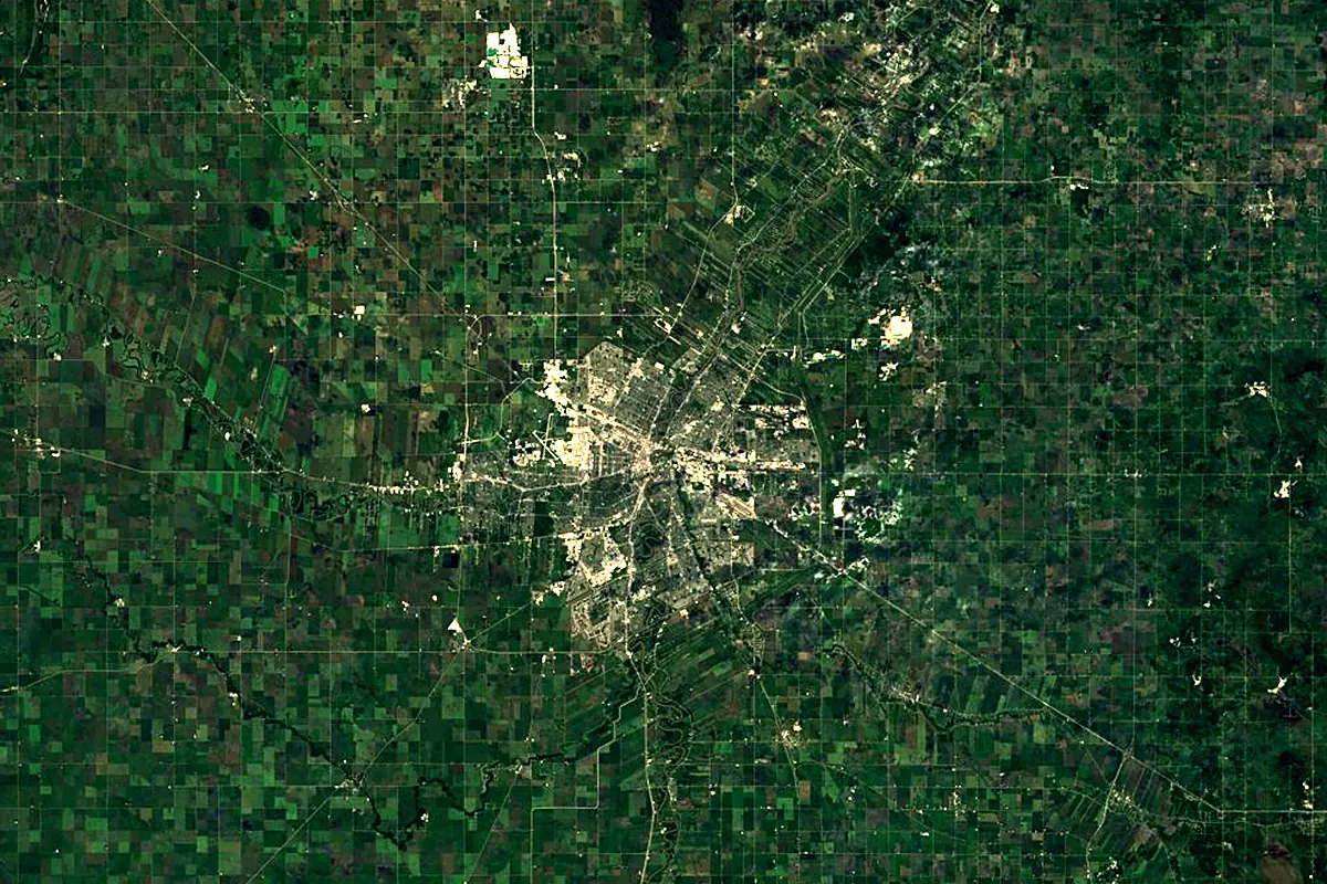Assiniboine River: satellite view of the mouth