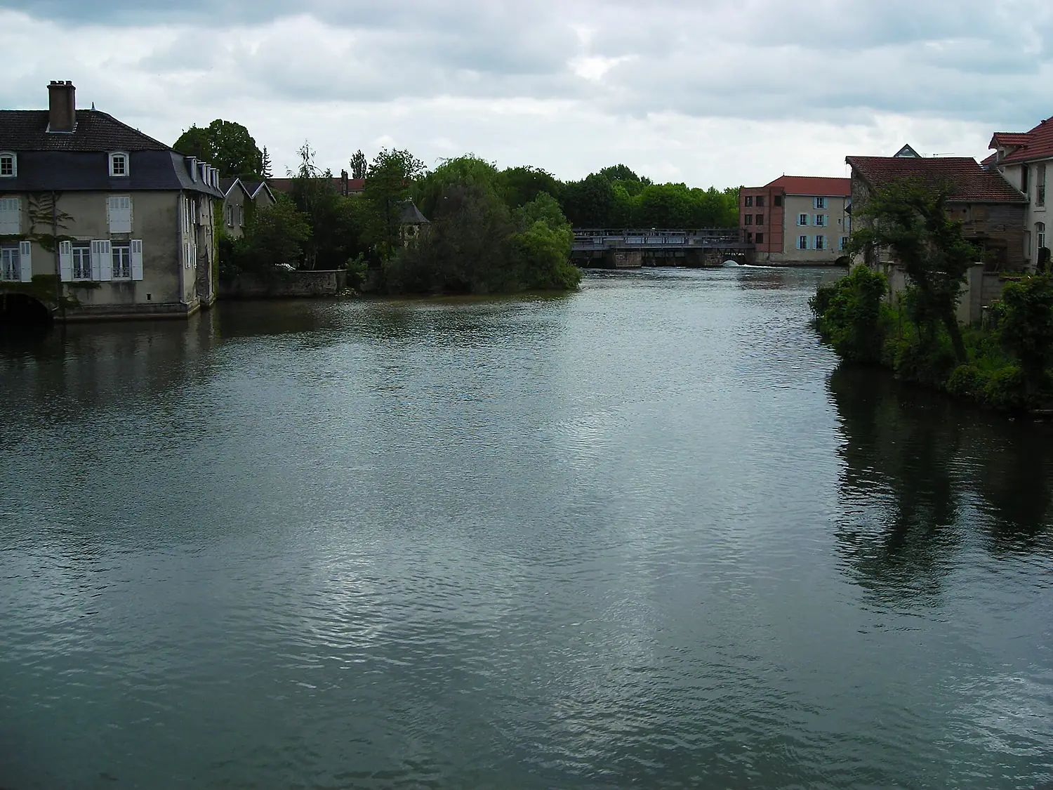 Rivière Aube sortie Bar sur Aube