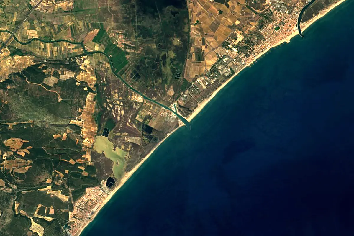 Aude: satellite view of the mouth
