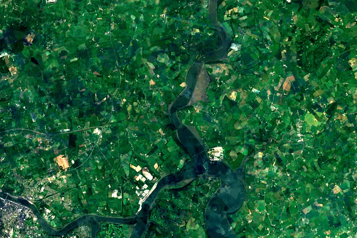 Barrow: satellite view of the mouth