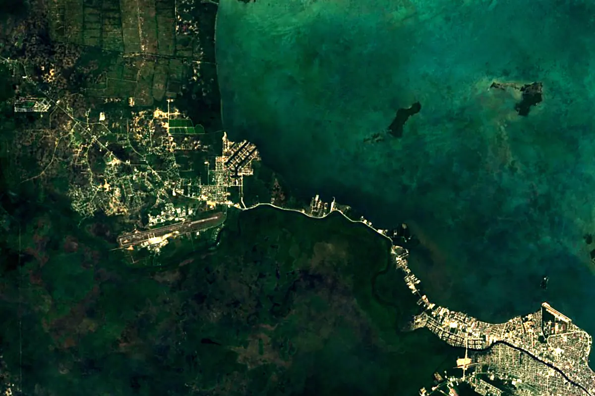Belize River: satellite view of the mouth