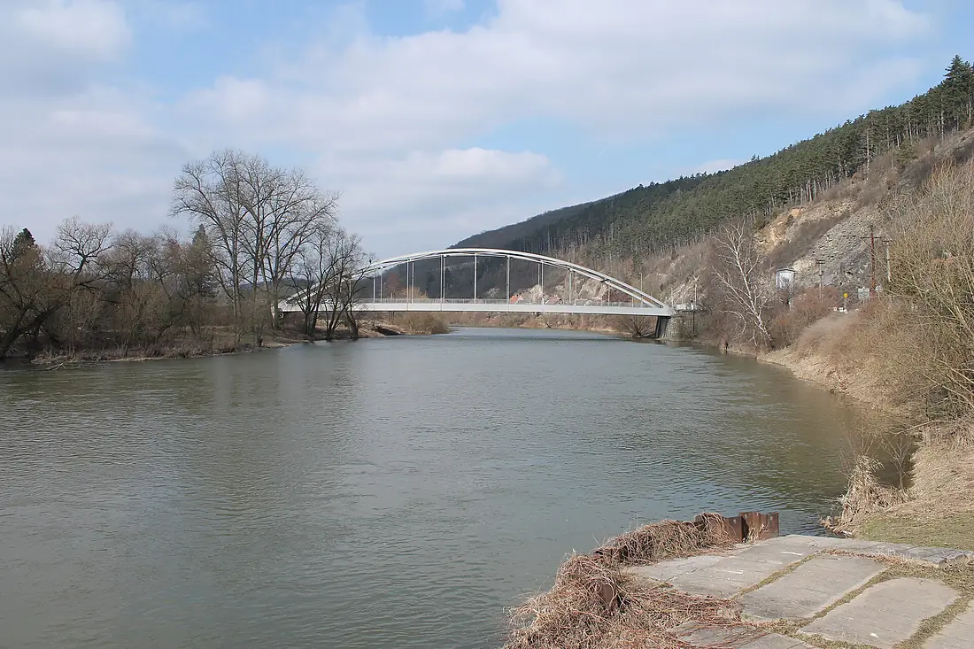 Berounka v Karlštejně, 2013 (01)