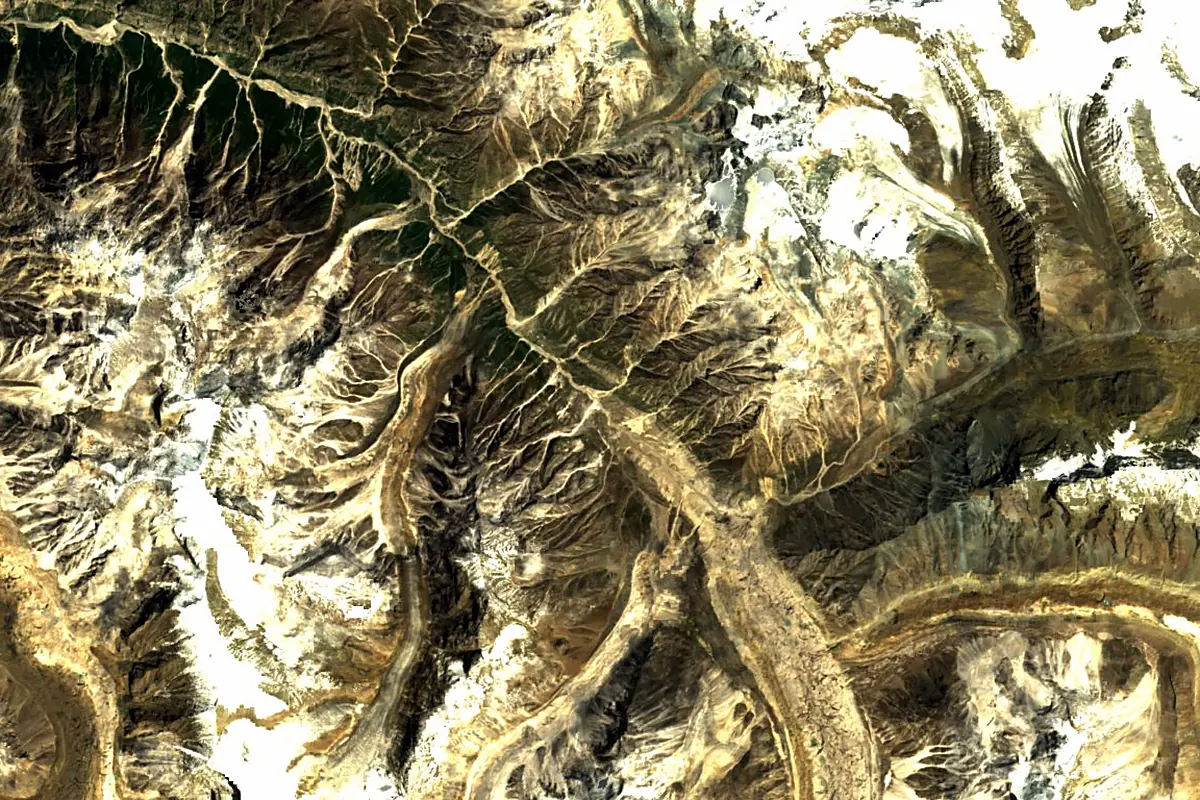 Bhagirathi River: satellite view of the source