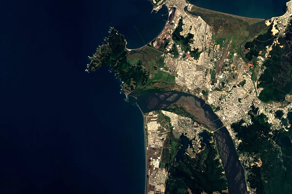 Bío Bío River: satellite view of the mouth