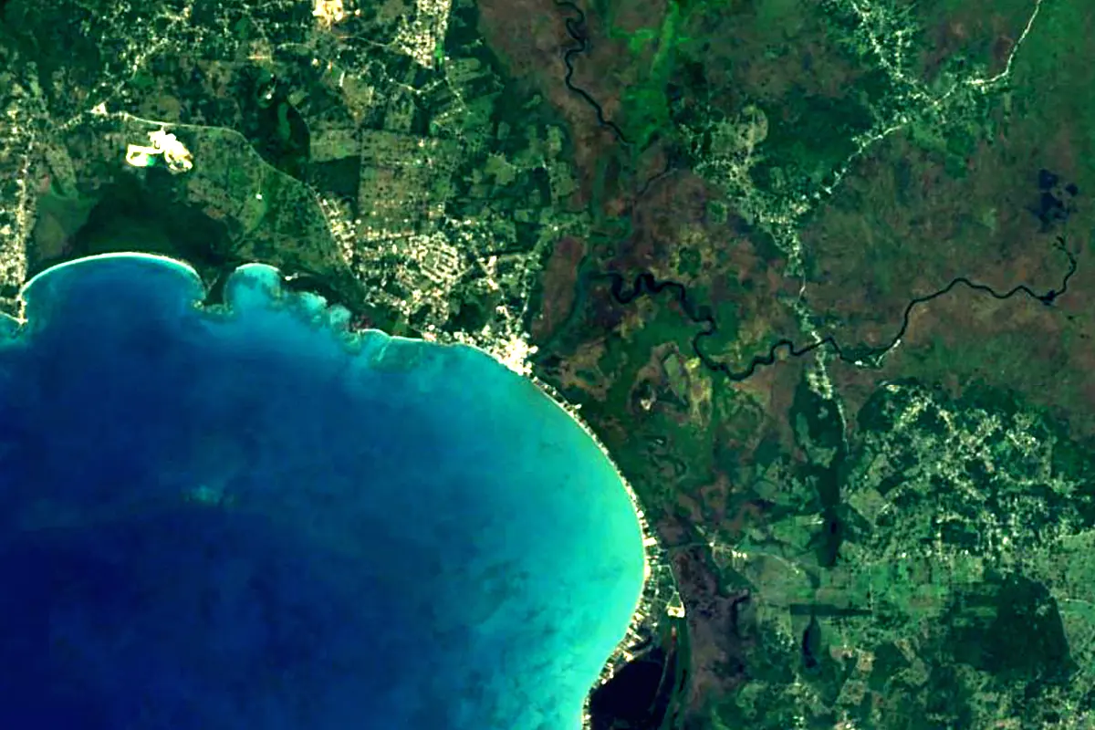 Black River: satellite view of the mouth