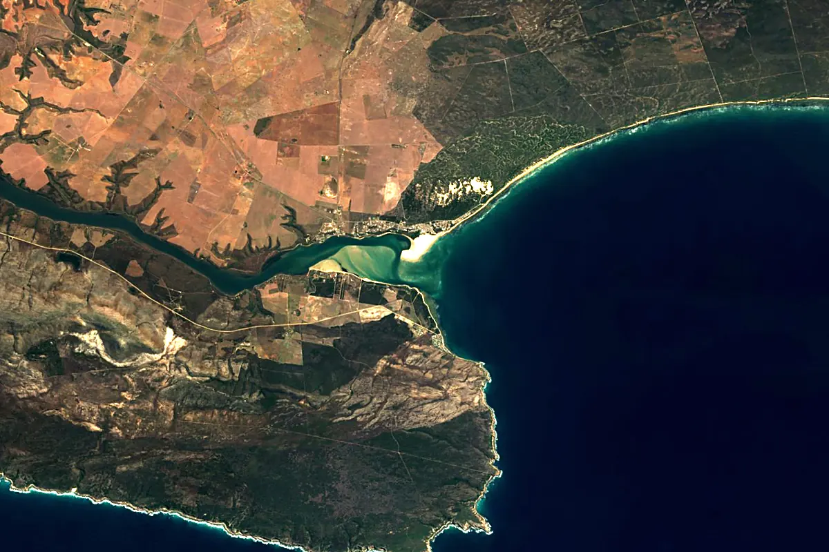 Breede River: satellite view of the mouth