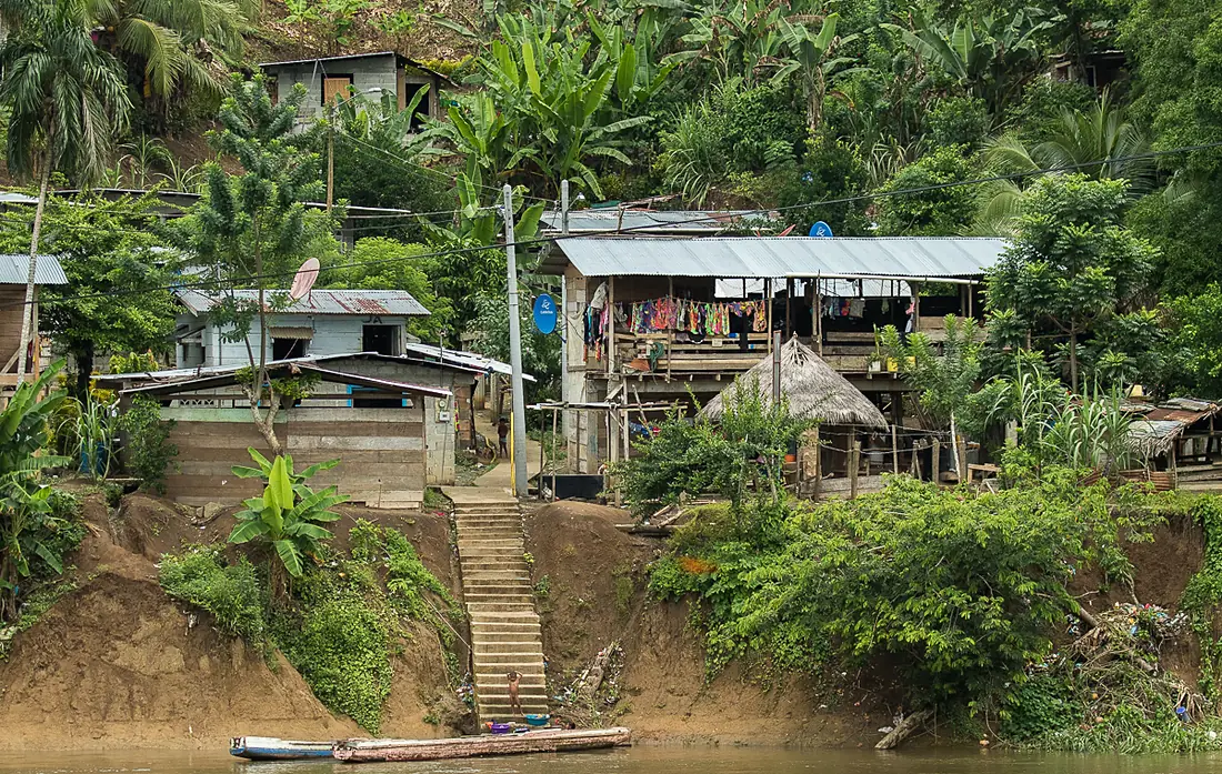 Village along Chucunaque River - Darién - Panama (48455489817)