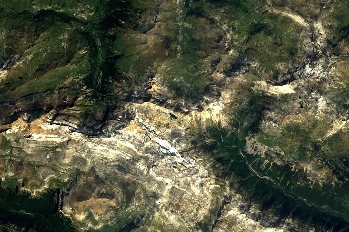 Cinca River: satellite view of the source