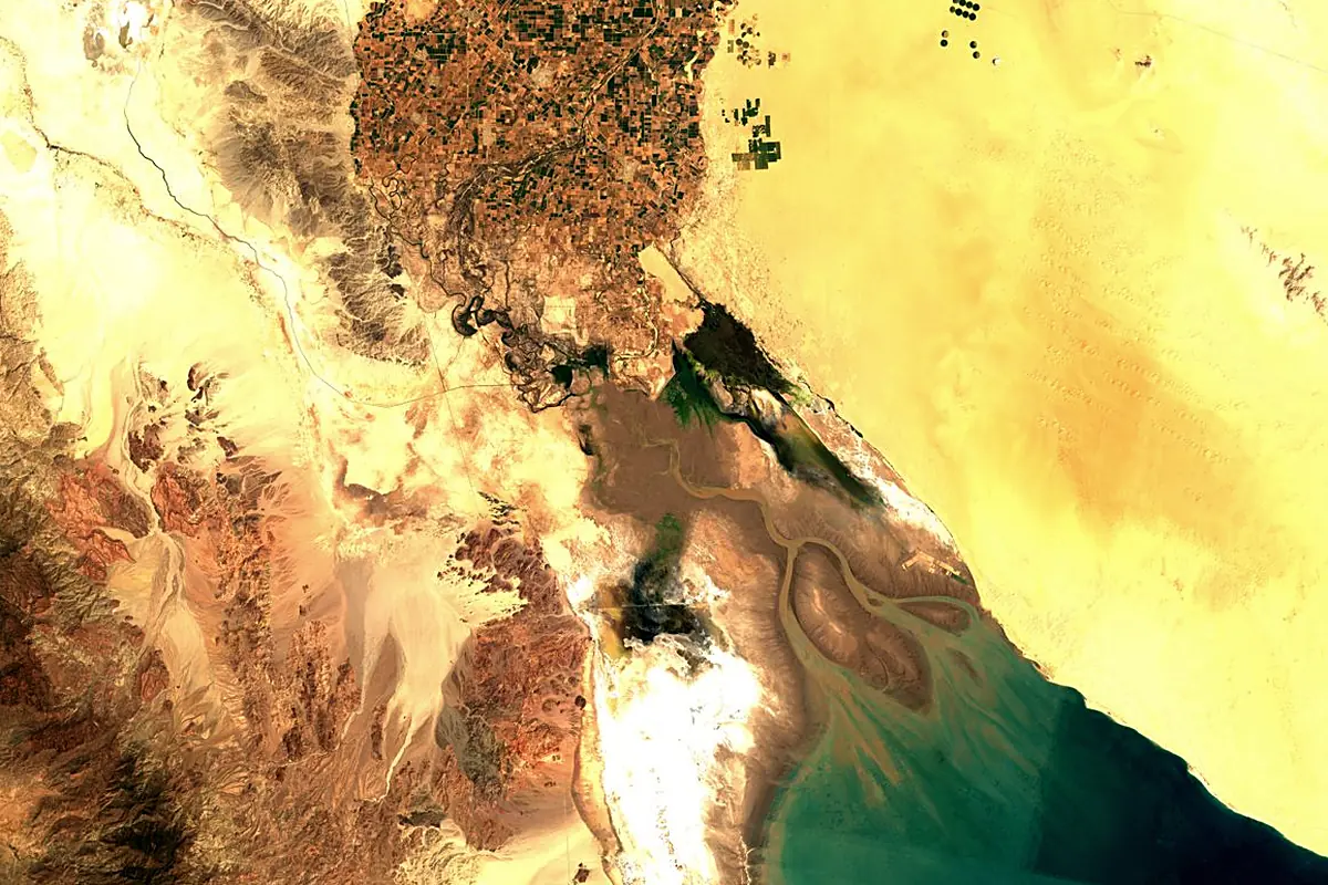 Colorado River: satellite view of the mouth