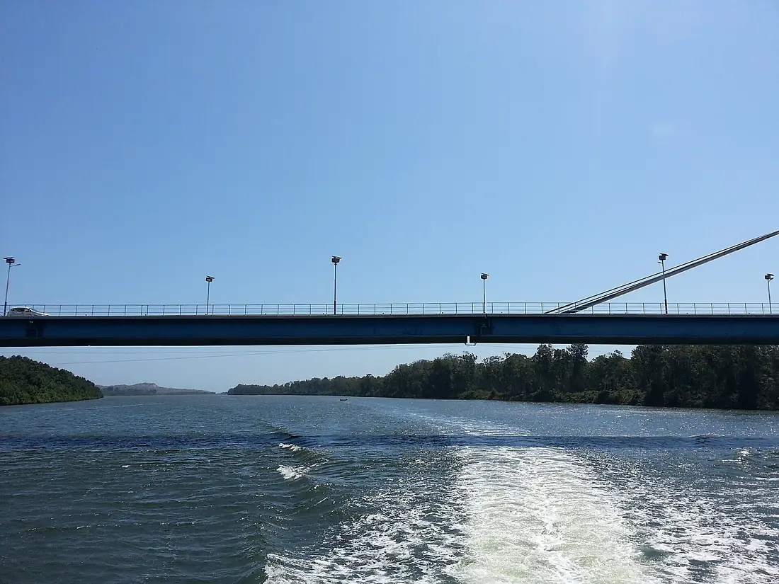 Bridge over Kwanza River