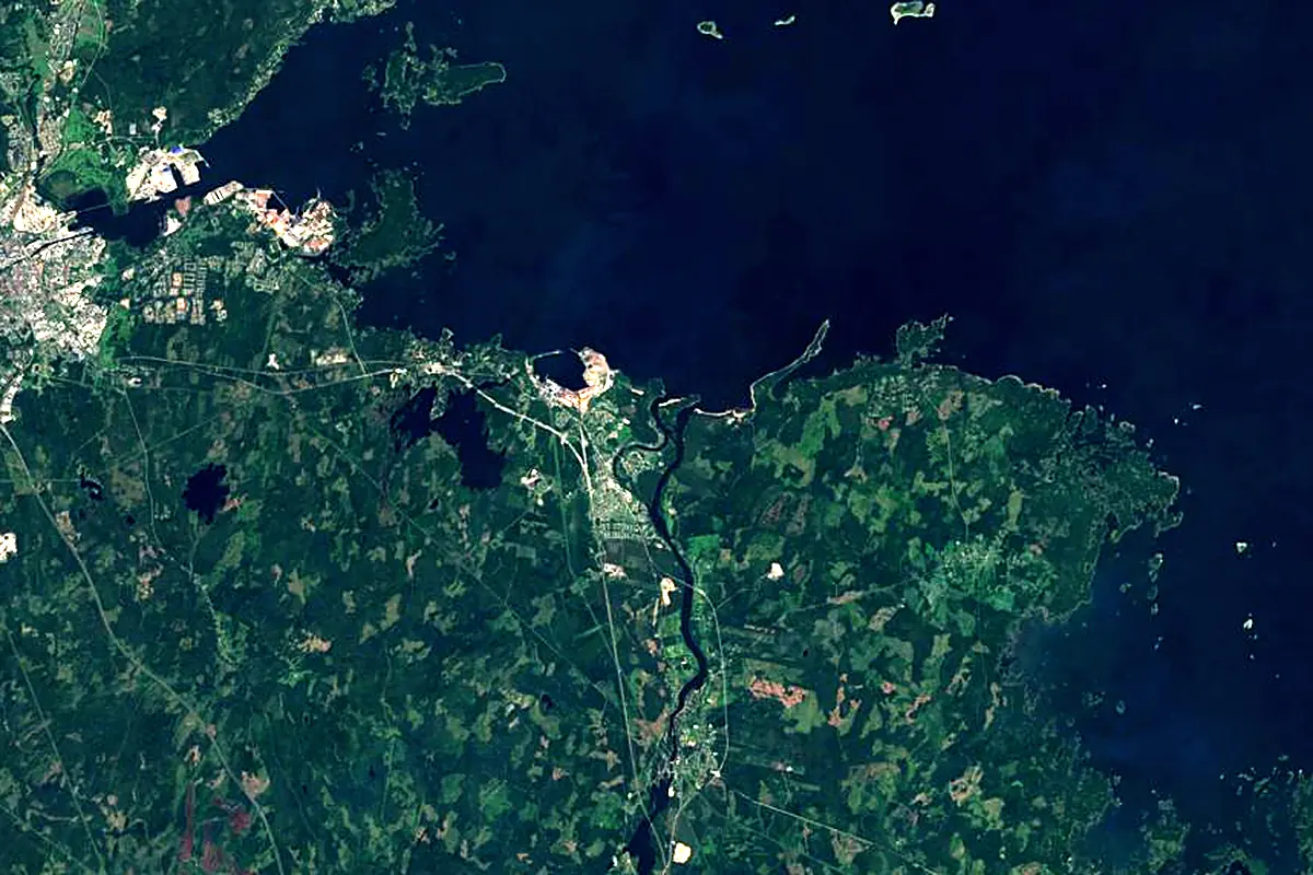 Dalälven: satellite view of the mouth