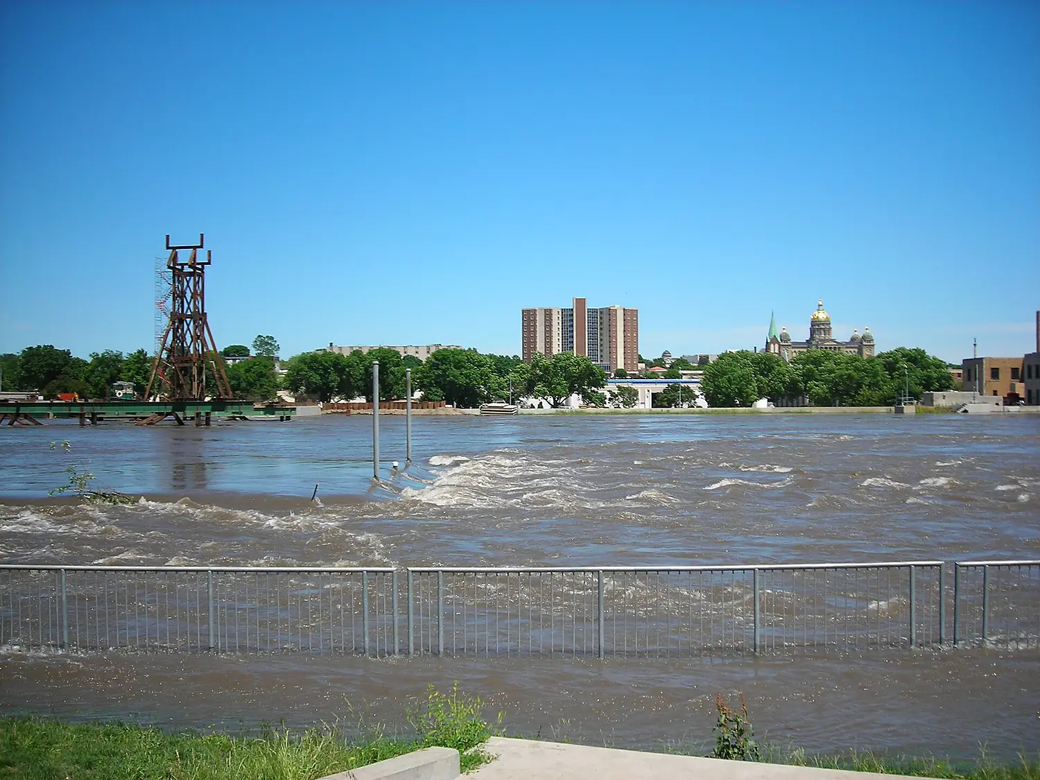 20080613 Des Moines River