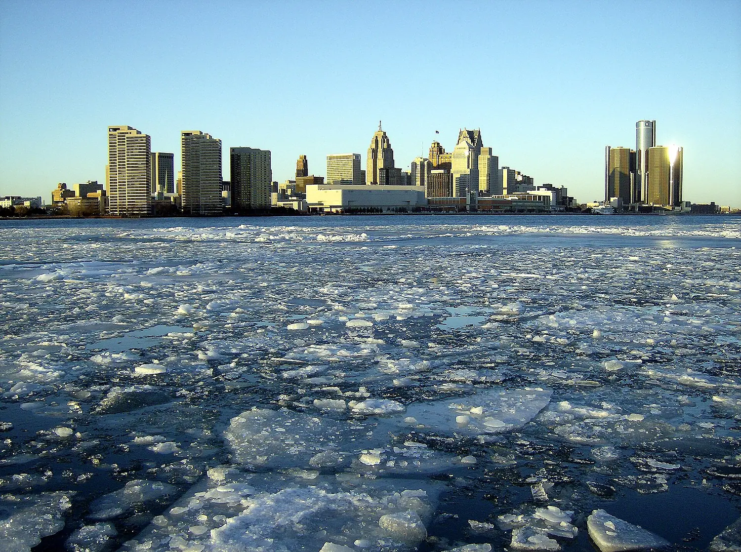 DEtroitRivericeflowscityview