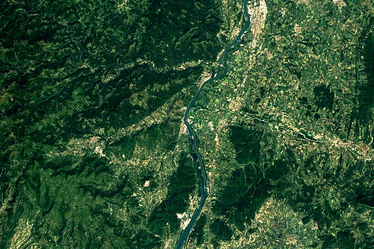Drôme: satellite view of the mouth