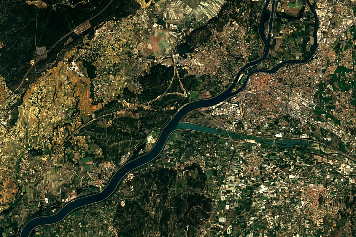 Durance: satellite view of the mouth