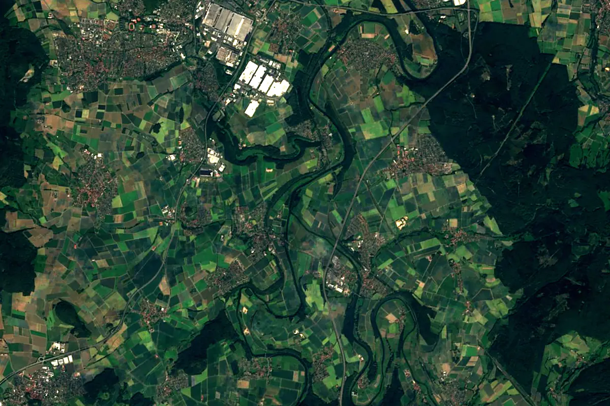 Eder: satellite view of the mouth