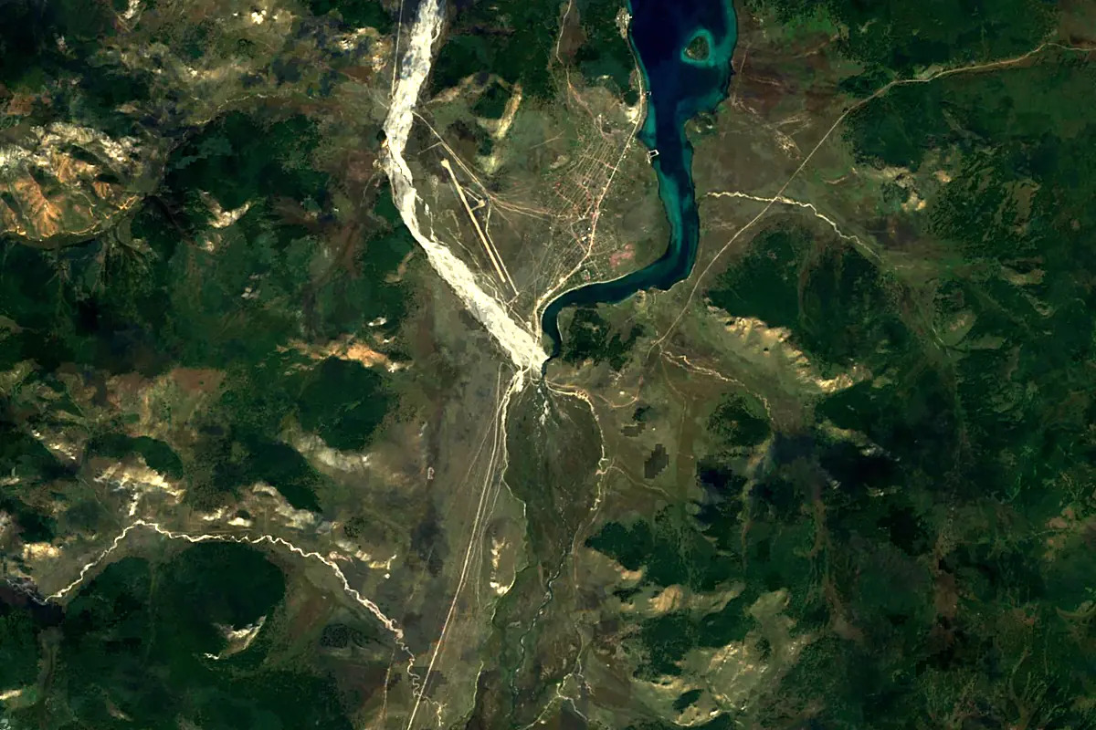 Eg River: satellite view of the source