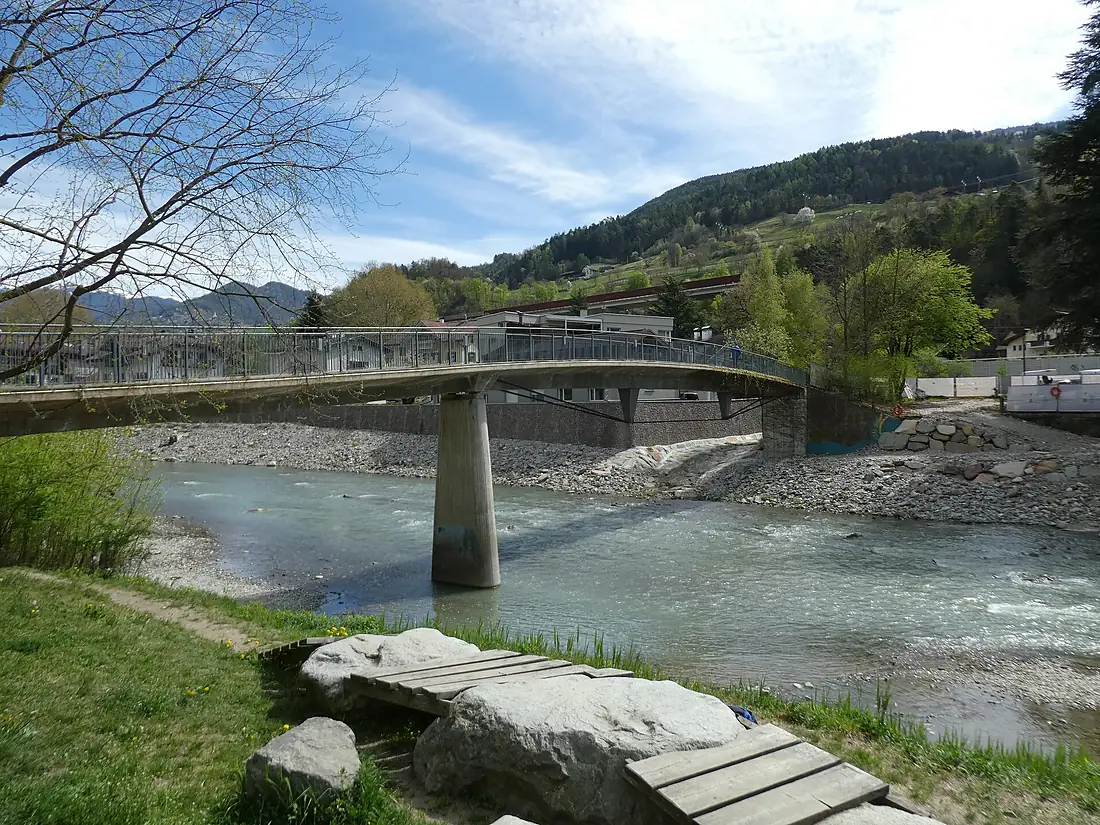 Chiusa - Ponte pedonale sull'Isarco