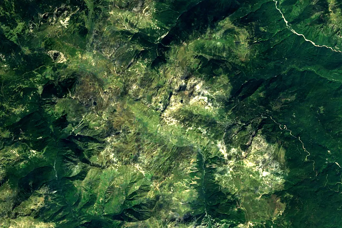 Erenik: satellite view of the source