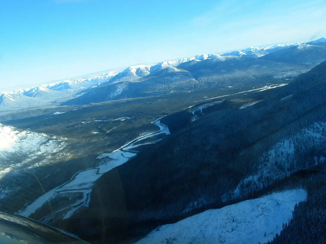 Coming into Fort Ware from the West over the Finlay River (294787112)
