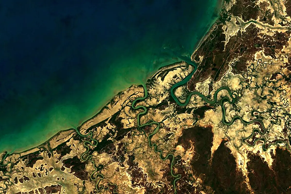 Flinders River: satellite view of the mouth