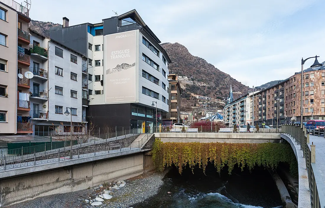 Río Valira, Andorra la Vieja, Andorra, 2013-12-29, DD 01