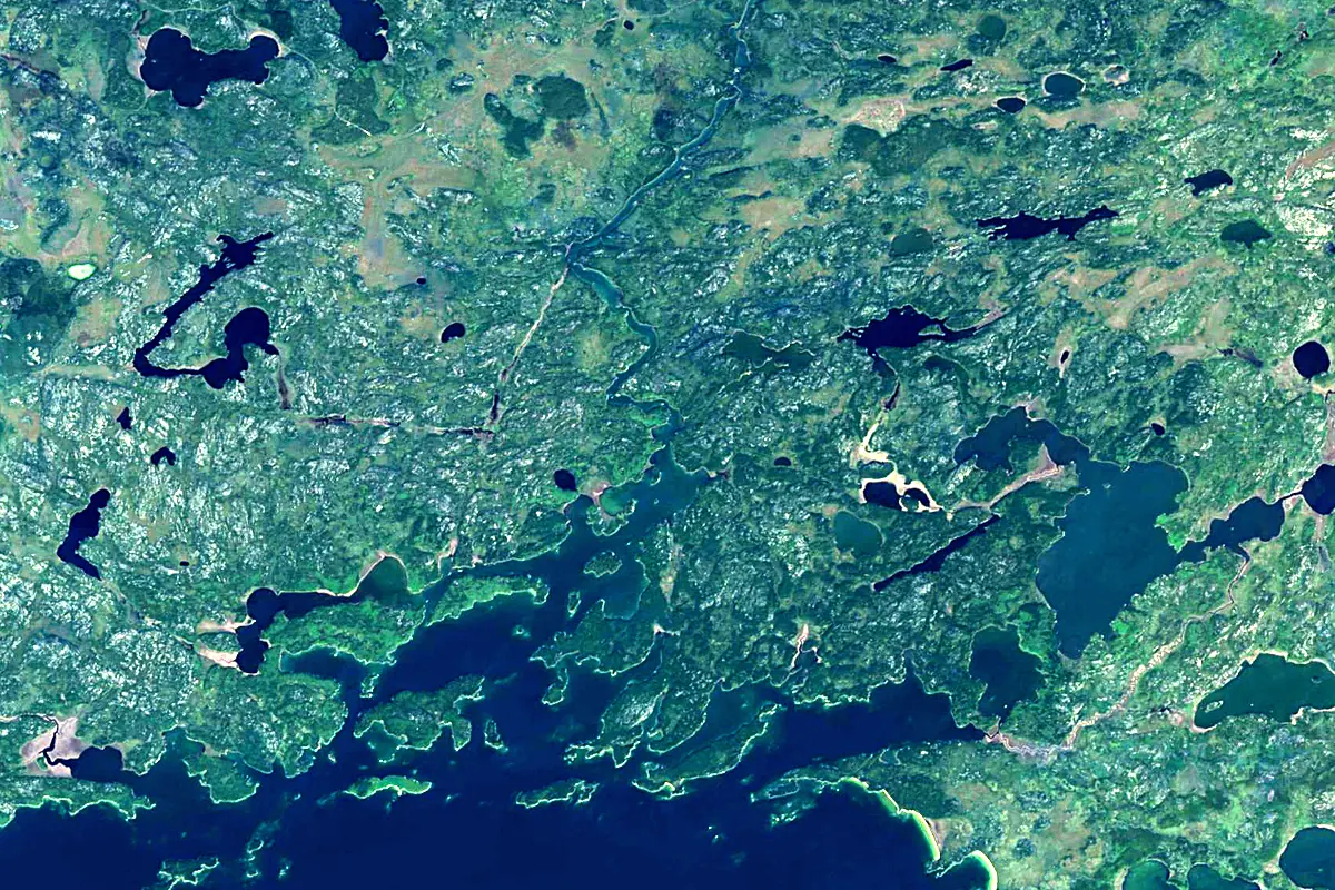 Hayes River: satellite view of the source