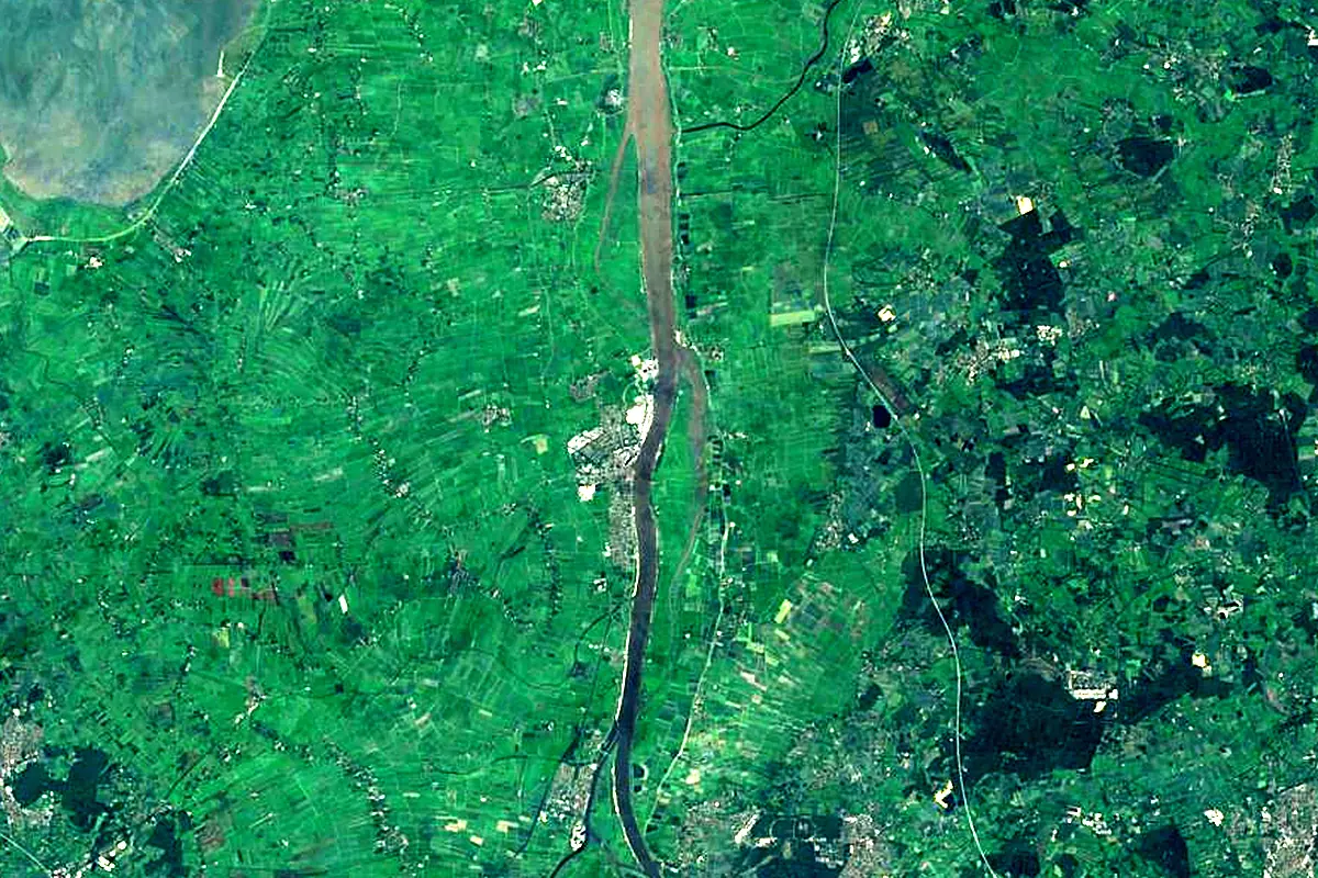 Hunte: satellite view of the mouth