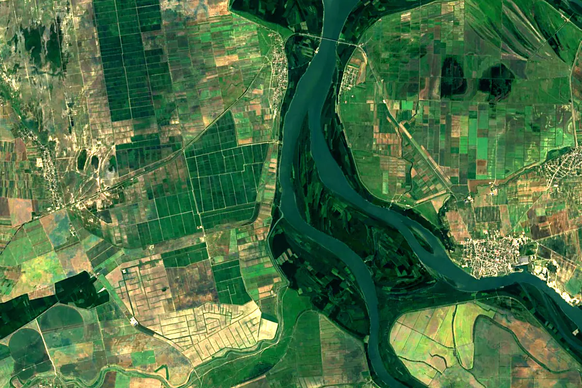Ialomița River: satellite view of the mouth