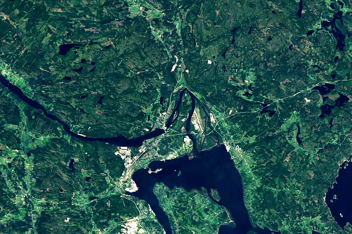 Indalsälven: satellite view of the mouth