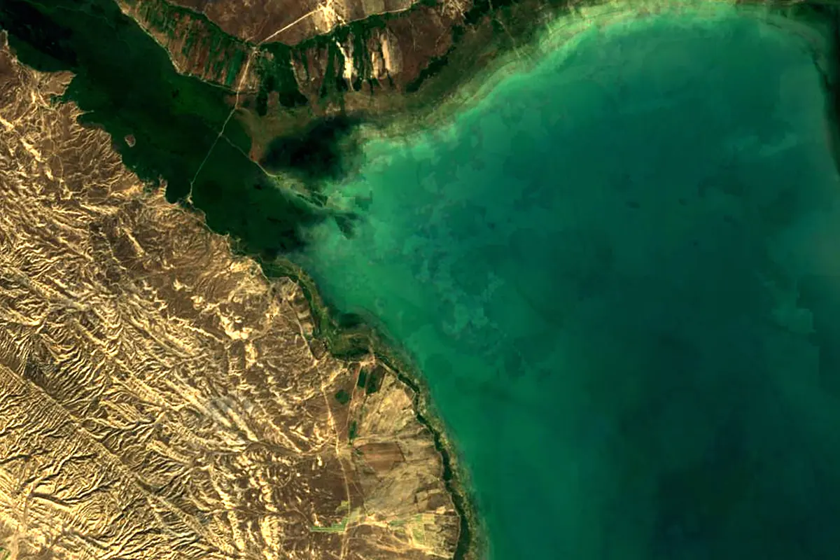 Iori River: satellite view of the mouth