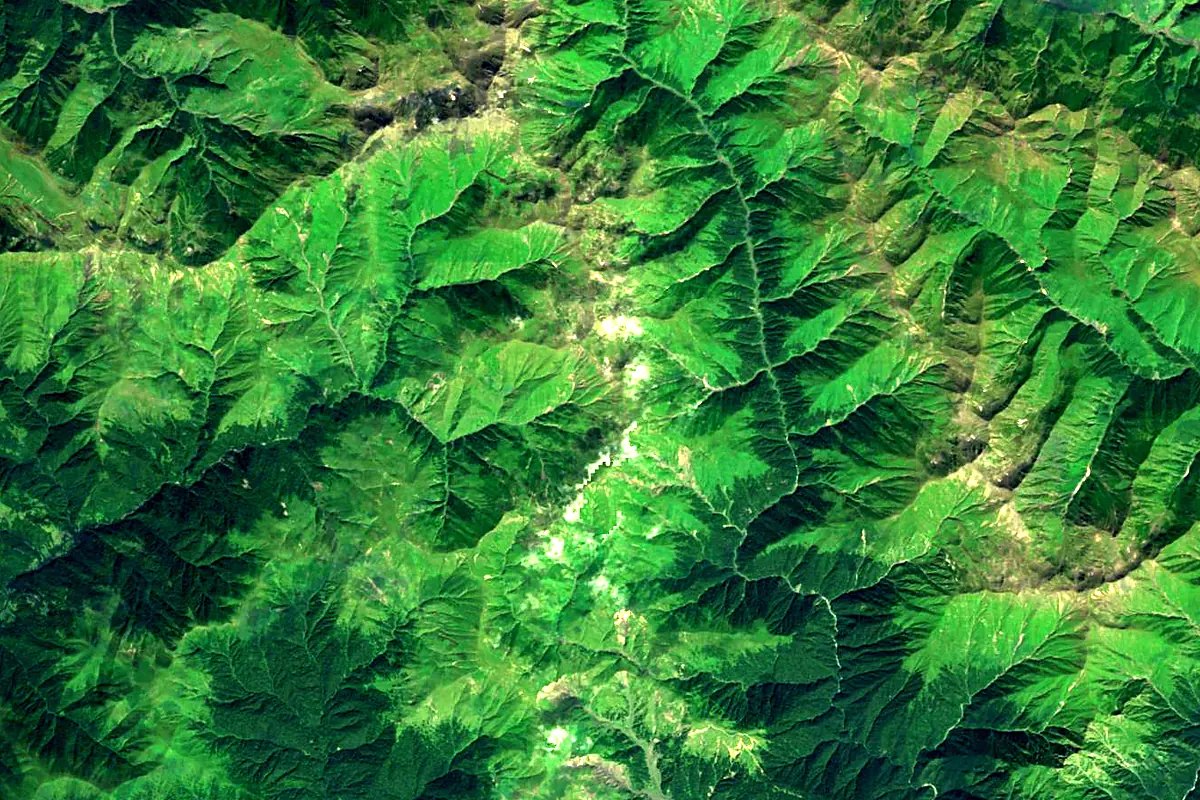 Iori River: satellite view of the source