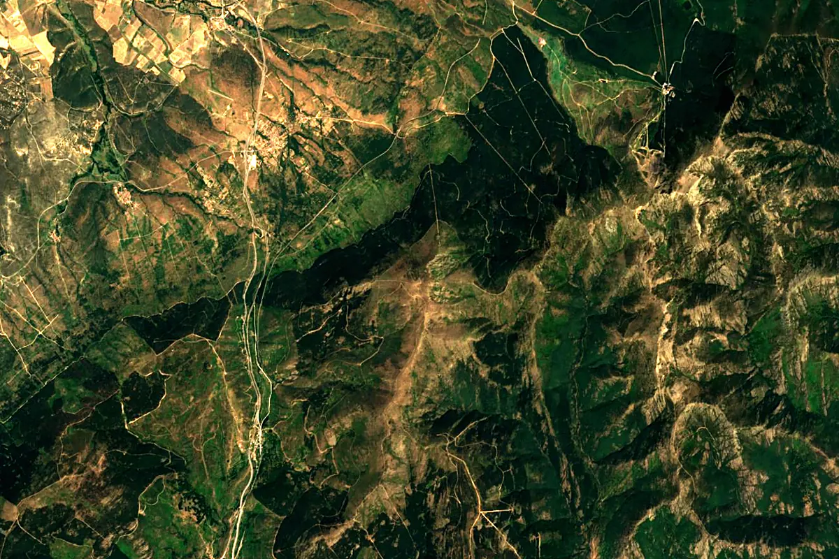 Jarama: satellite view of the source