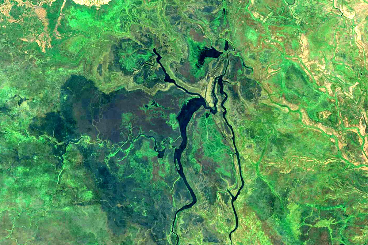 Jur River: satellite view of the mouth