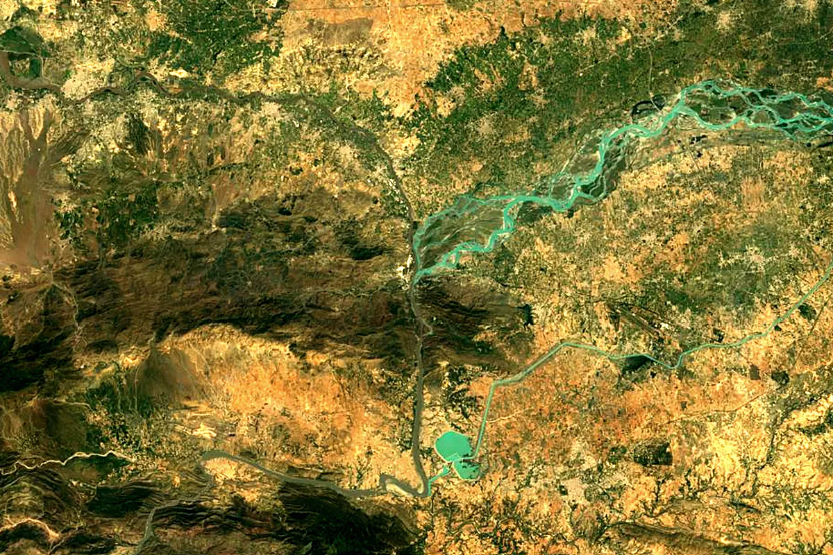 Kabul River: satellite view of the mouth