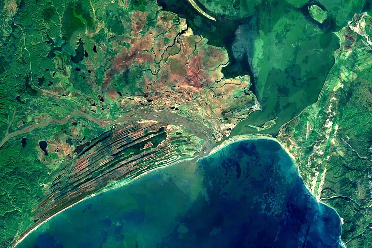 Kamchatka River: satellite view of the mouth