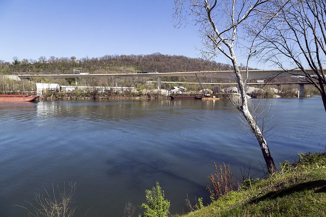 Kanawha River S Charleston WV1