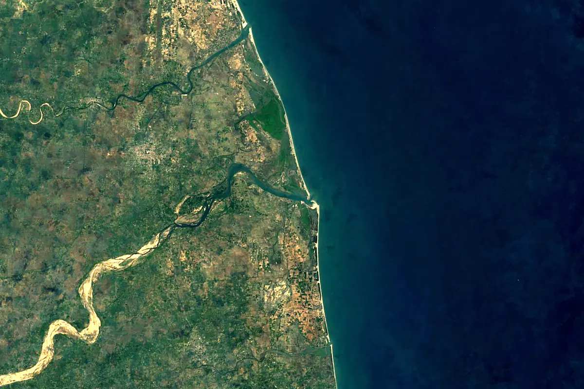 Kaveri: satellite view of the mouth