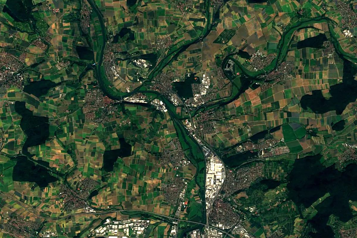 Kocher: satellite view of the mouth