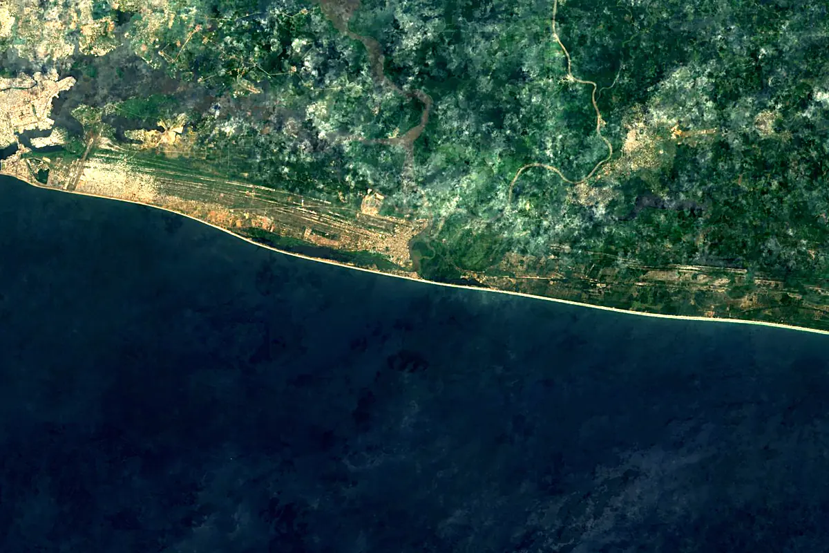 Komoé River: satellite view of the mouth
