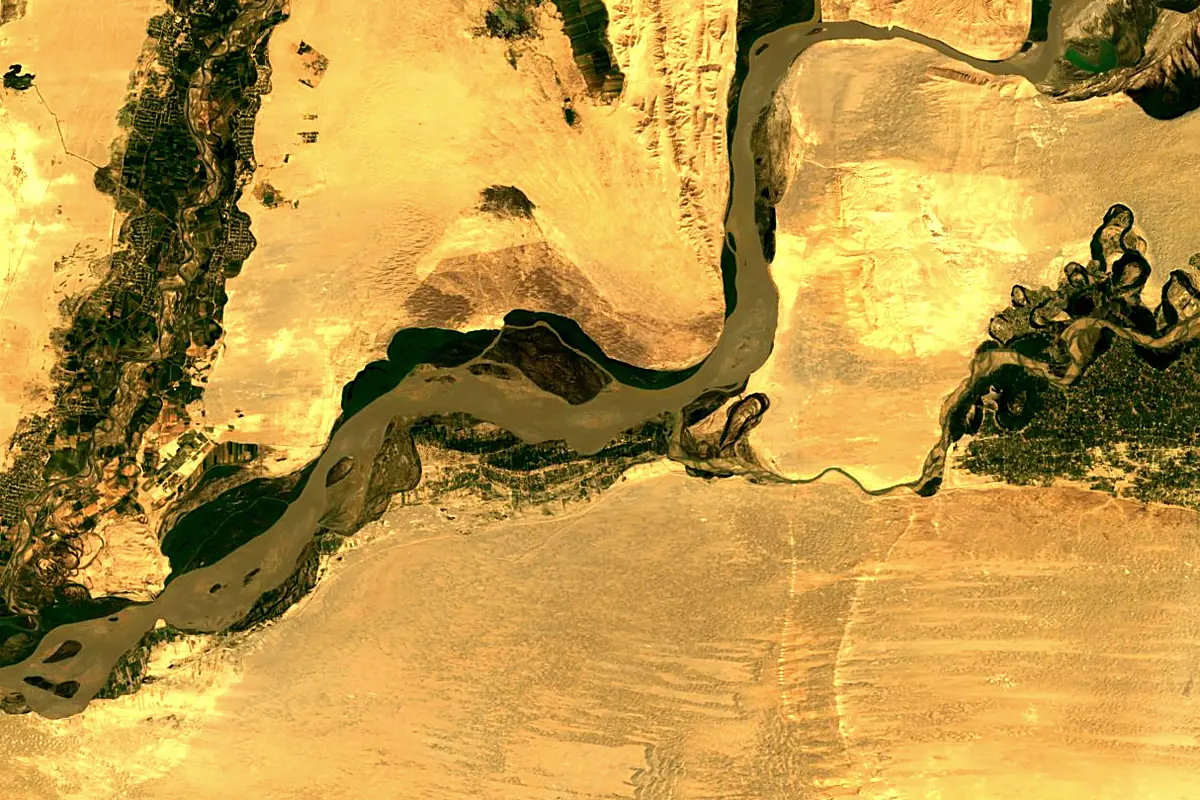 Kunduz River: satellite view of the mouth